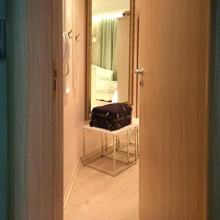 Modern Studio In Harmony Suites 3 Eh アパート サニービーチ